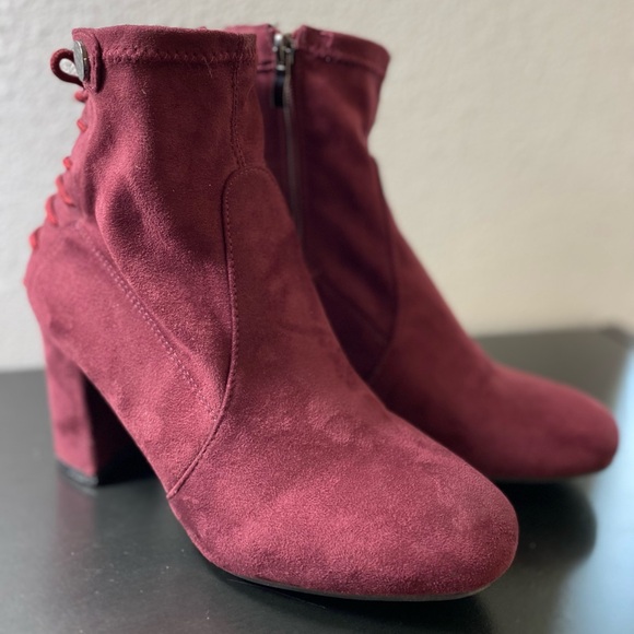Nature Breeze Shoes - Maroon Suede Booties